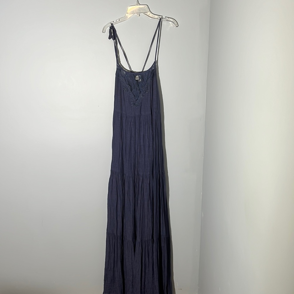 Listicle blue maxi dress - size large
